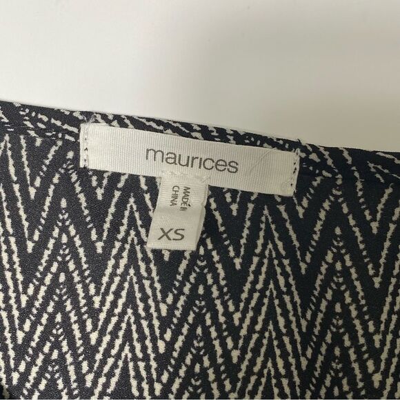 Maurices Lightweight Boho Embroidered Elastic Waist Blouse Women's Size XS - Picture 5 of 16